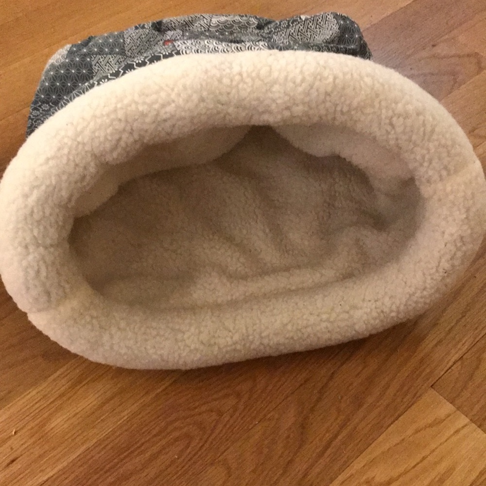 K&H Pet Products Kitty Crinkle Sack Teal 15” x 18”